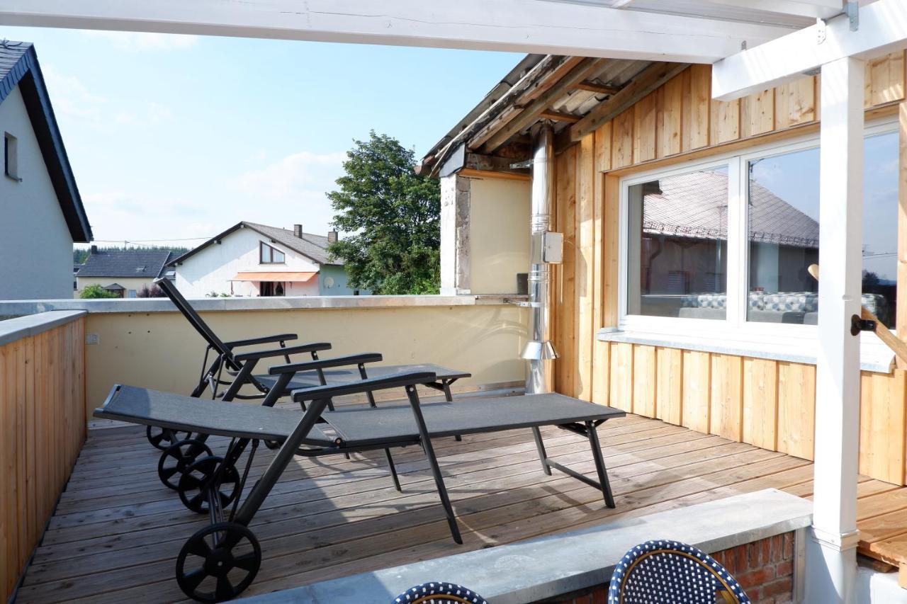 Ferienunterkunft Vulkaneifel - Baltes-Haus Brockscheid Exterior photo